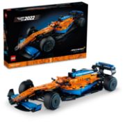 Obrázek Závodní auto McLaren Formule 1
