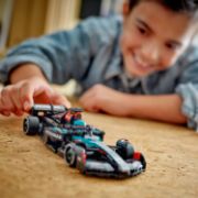 Obrázek Závodní auto Mercedes-AMG F1® W15