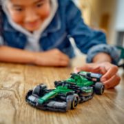 Obrázek Závodní auto Aston Martin Aramco F1® AMR24