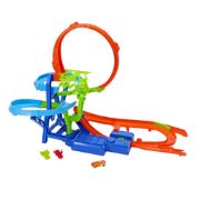 Obrázek Hot Wheels stunt tracks srážka ve vzduchu dráha
